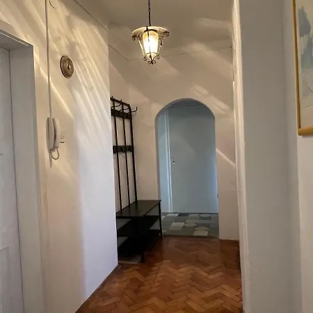 - Ljubljanica Apartment *