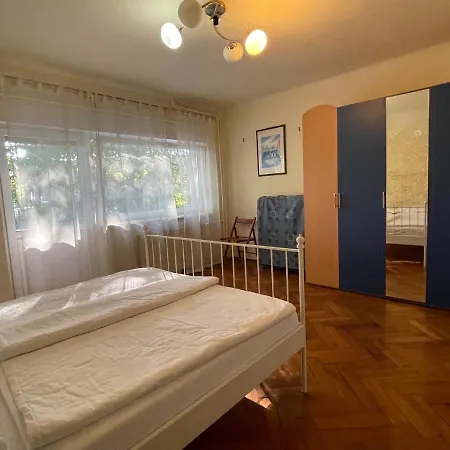 - Ljubljanica Apartment